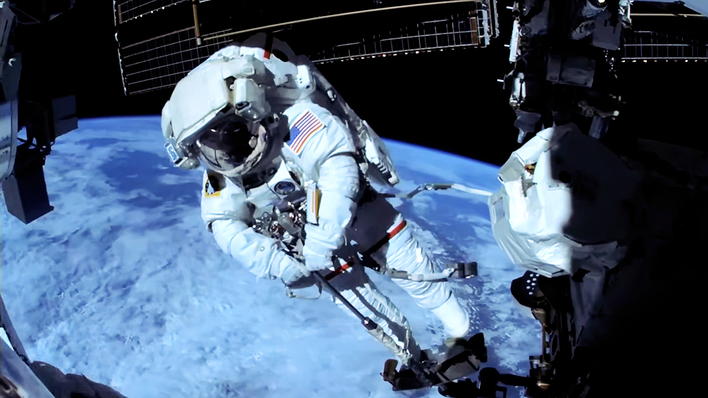 Spacewalkers Continuing Canadarm2 Robotic Arm Repairs