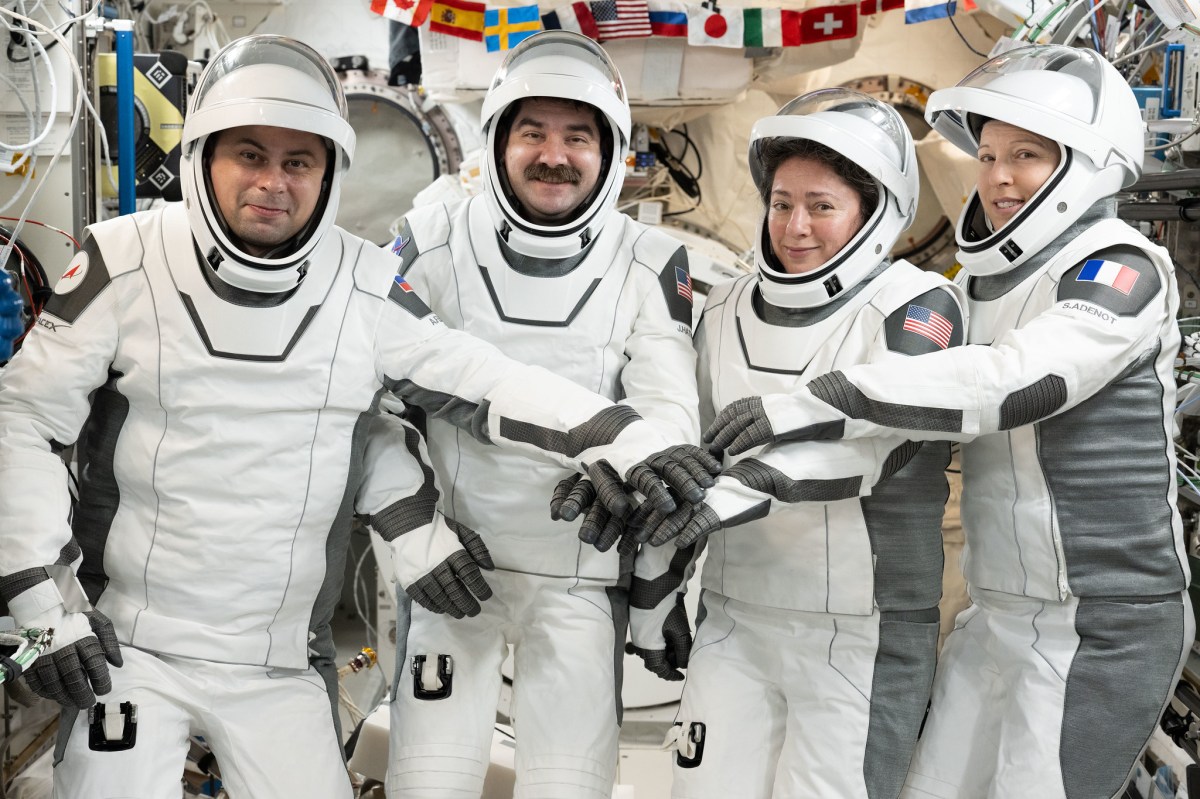 NASA to Stream SpaceX Crew-12 Return, Splashdown Live