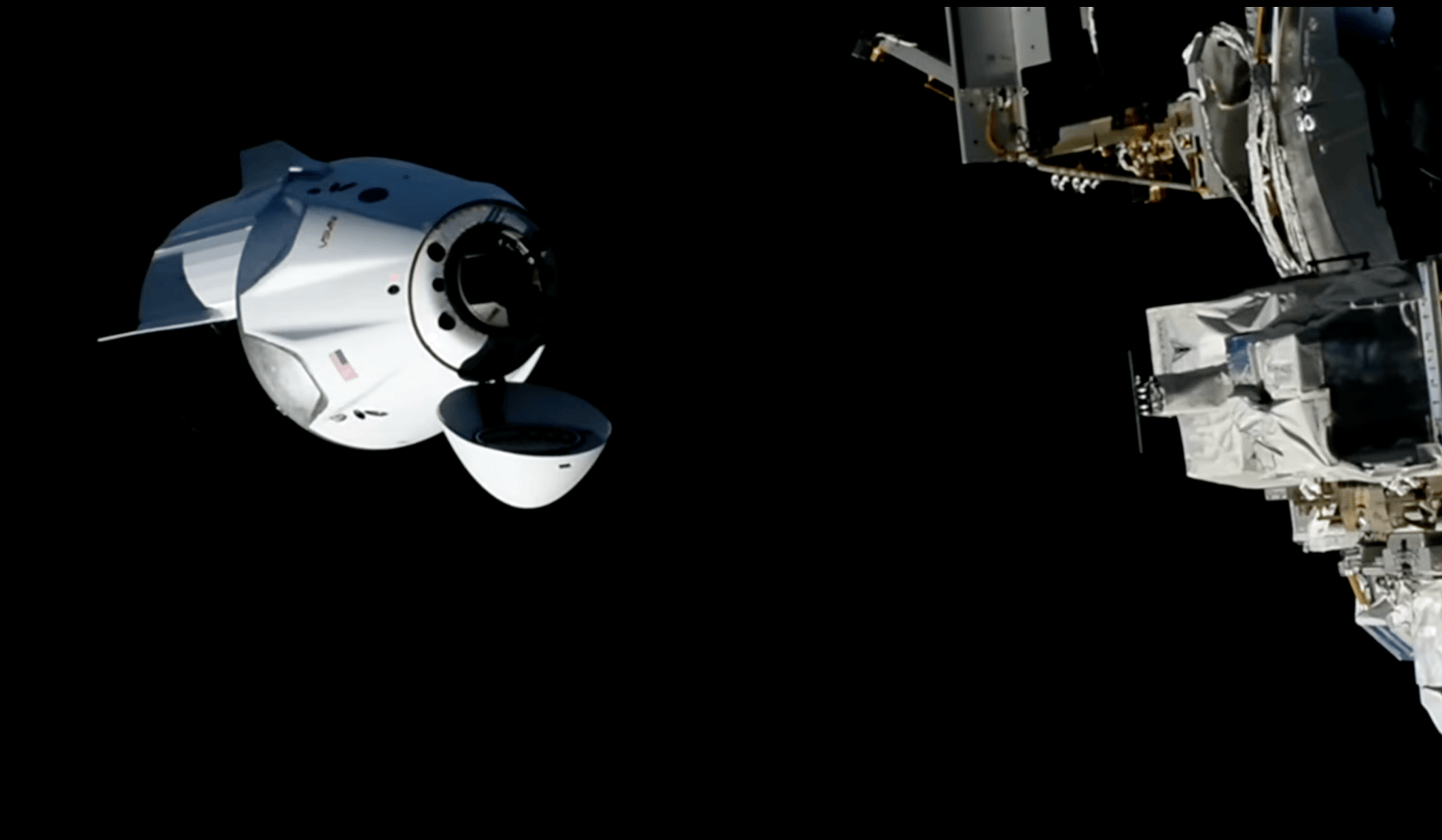 Dragon Docks Bringing SpaceX Crew-13 to Station