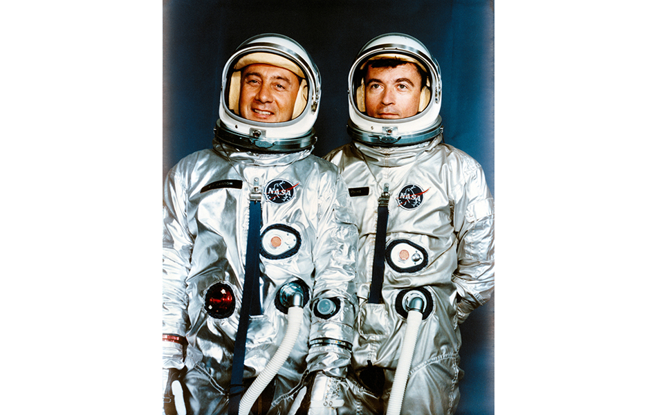 Photo Gemini of astronauts Gus Grissom and John Young