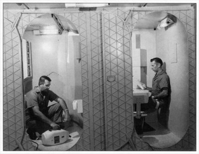 Photo of the bathroom and kitchen in a mockup of Skylab.