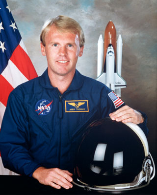 NASA portrait of Astronaut Andrew Thomas