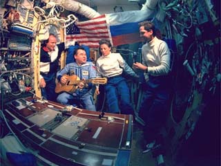 Crew relaxes onboard Mir