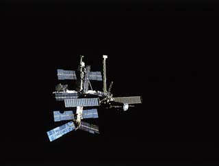 Wide shot of Mir. 