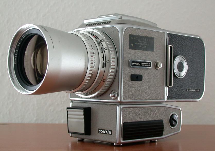 Hasselblad 500EL/M
          Camera with Film Magzine