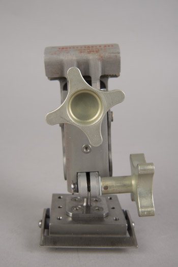 Lisa Young image of Utility bracket '561'