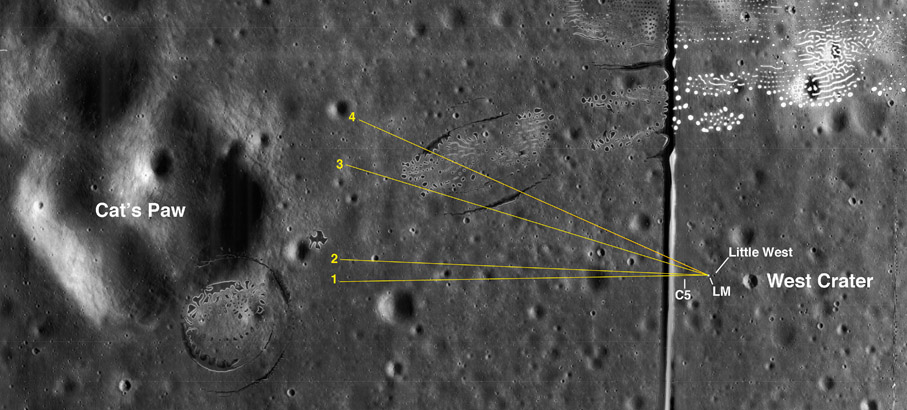 Lebeled
                  version of Lunar Orbiter Inage 5076-h3
