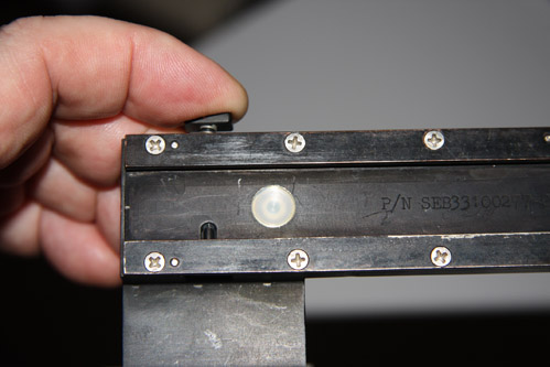 DAC fitting on back of right-angle bracket