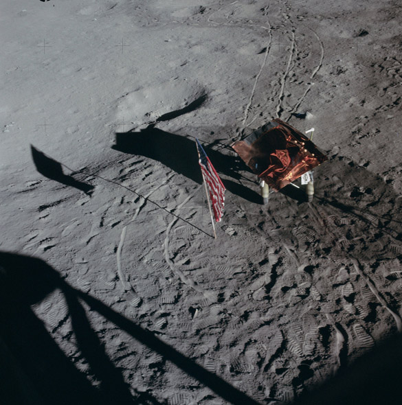 View of the flag and S-band shadow