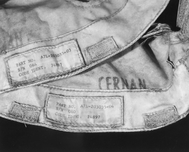 Cernan Cover Gloves (Part and Serial Numbers)