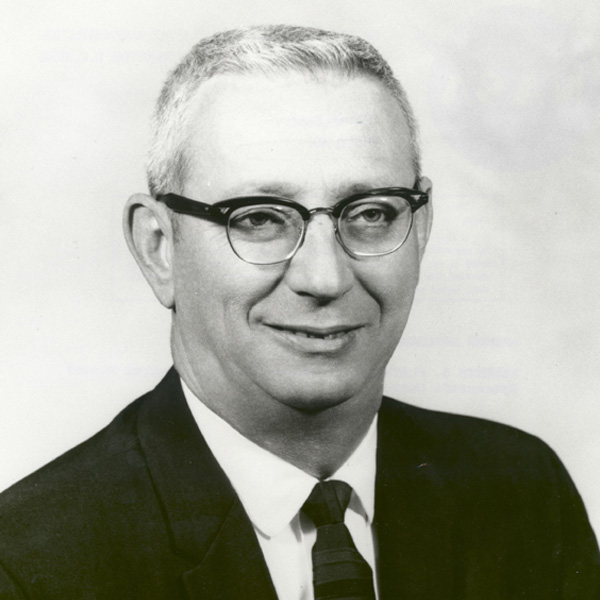 Kenneth S. Kleinknecht