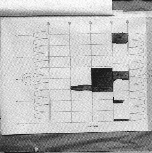 Photograph 18. Drawing of LH2 Portions of ET Recovered.